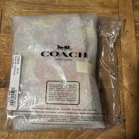 Coach Zip Leather Floral Wristlet BNWT BEAUTIFUL - Picture 10 of 10